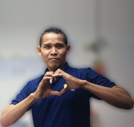 Menerapkan Konsep Kekeluargaan